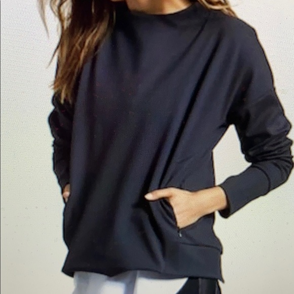 Athleta Tops - Worn 1x! Athleta Denali Sweatshirt Pullover
